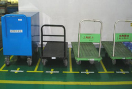 車輛、搬運工具定位線