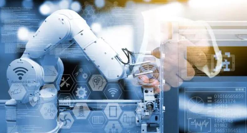 如何利用新技術進行數字化轉型以適應不斷進步的步伐？